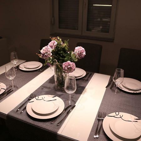 Booking Zadar Villa Franov With Pool, 10 Min From The Old Town Of ซาดาร์ ภายนอก รูปภาพ